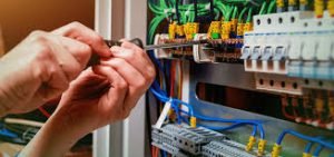 Emergency electrician