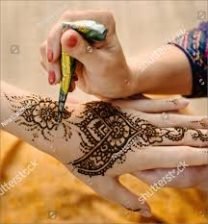 Henna Artist Available At Your Door Step