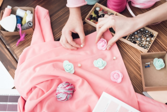 Professional kids cloths stitching